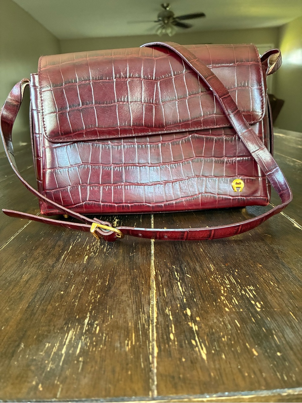 Authentic Vintage Etienne Aigner handbag
